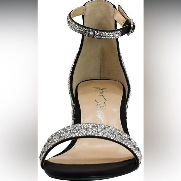 Betsey Johnson low block heel . NWB size 6.5-7
These are heavy and well made - Picture 2 of 10